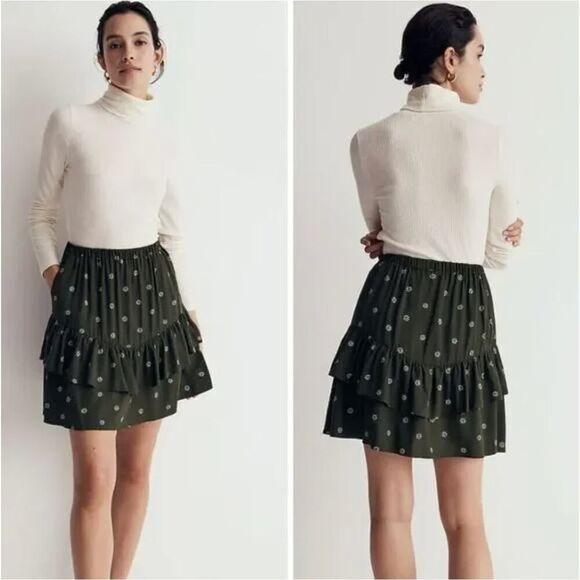 Madewell Dresses & Skirts - NEW Madewell Pull-On Ruffle Tiered Mini Skirt in Dot Daisies, M
